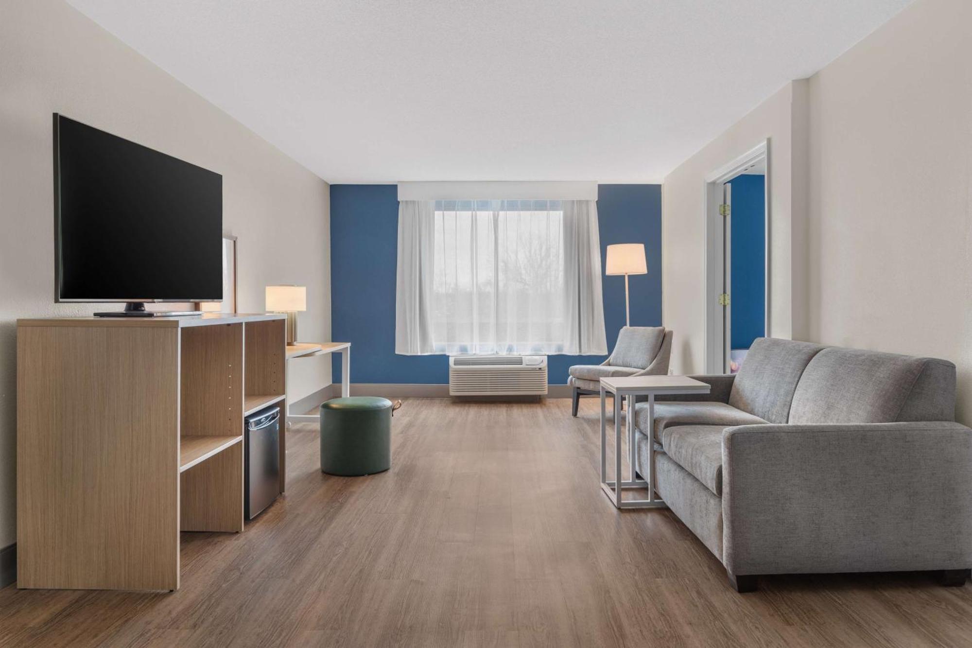 Spark By Hilton Winchester Ngoại thất bức ảnh