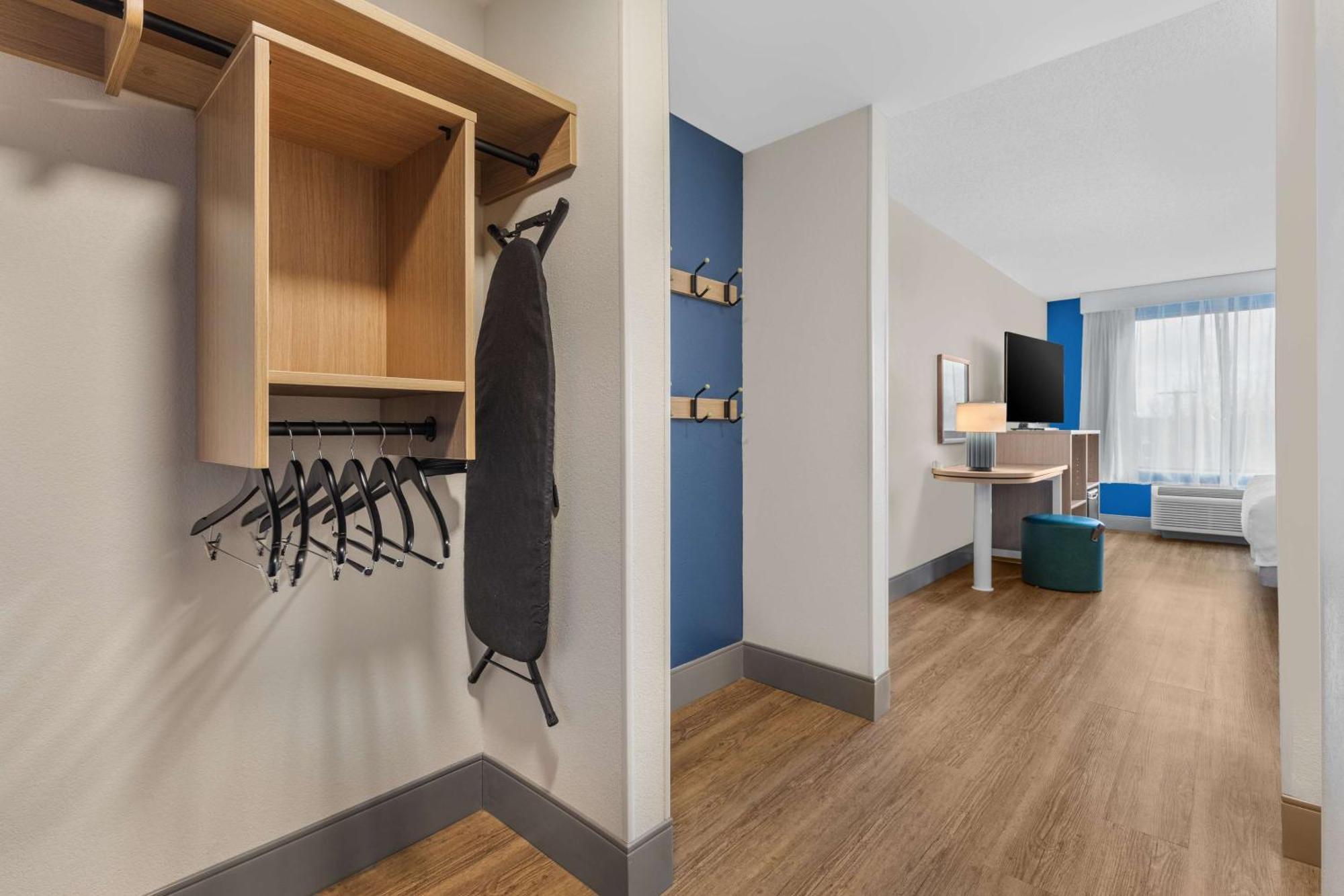 Spark By Hilton Winchester Ngoại thất bức ảnh