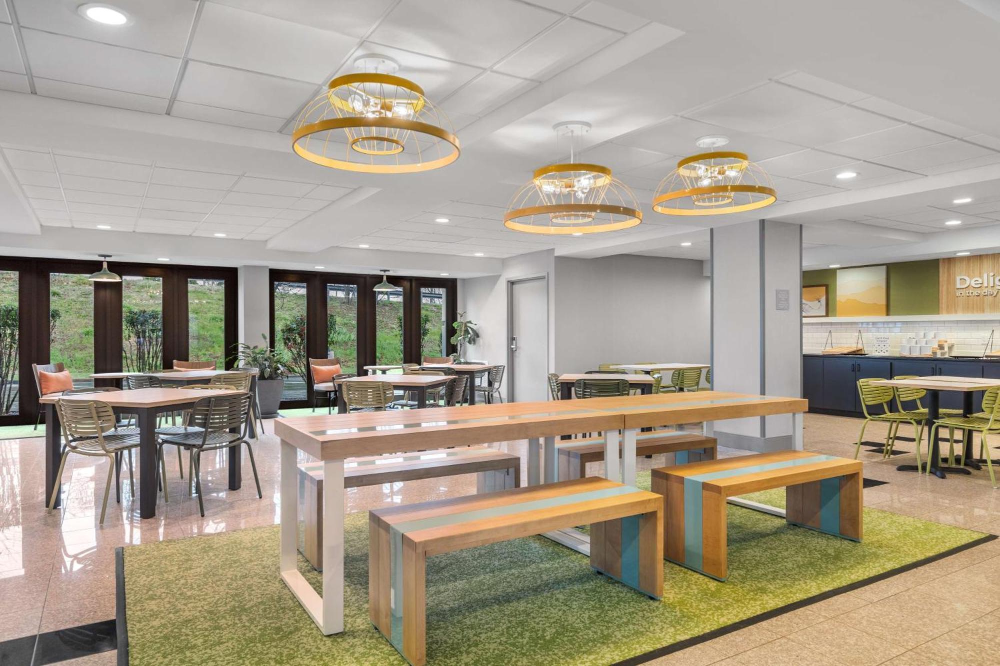 Spark By Hilton Winchester Ngoại thất bức ảnh