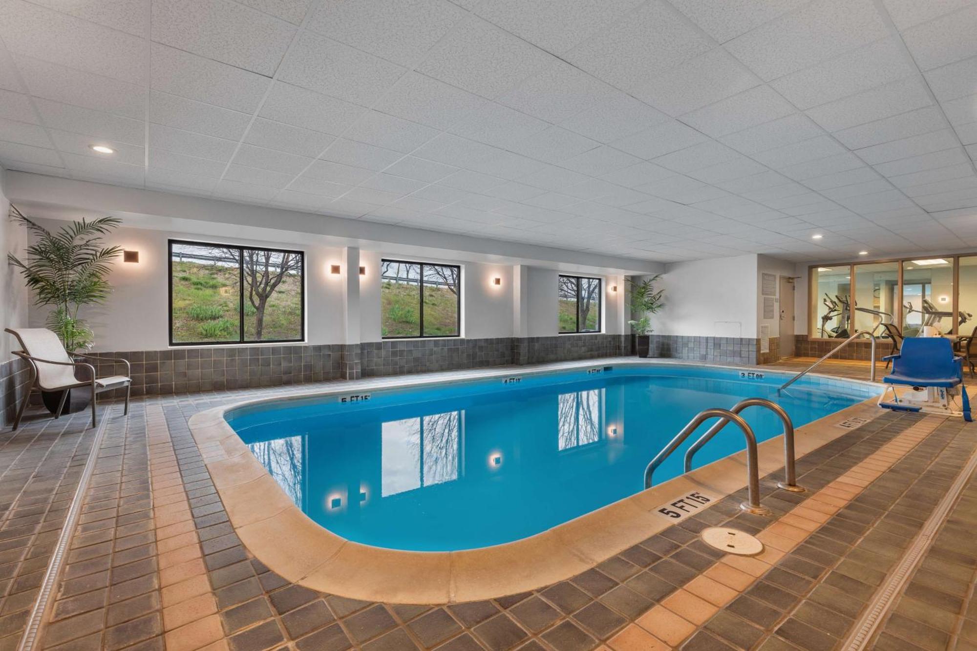 Spark By Hilton Winchester Ngoại thất bức ảnh