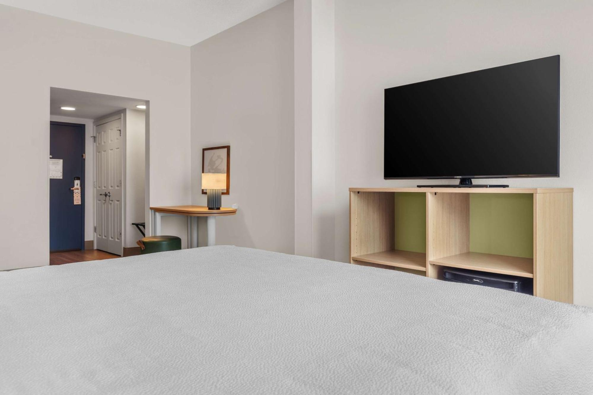 Spark By Hilton Winchester Ngoại thất bức ảnh